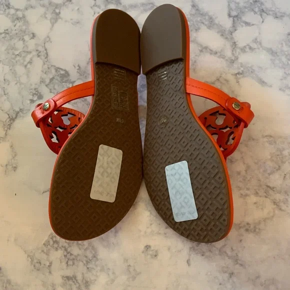 NIB! Tory Burch Miller Logo Sandals in Poppy Red - Picture 3 of 6